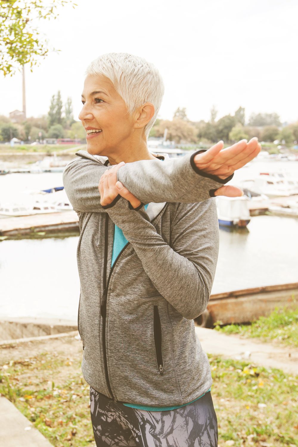 Zumba® für Frauen über 50: Sicher, gelenkschonend, wirkungsvoll – Zusätzliche Ansicht